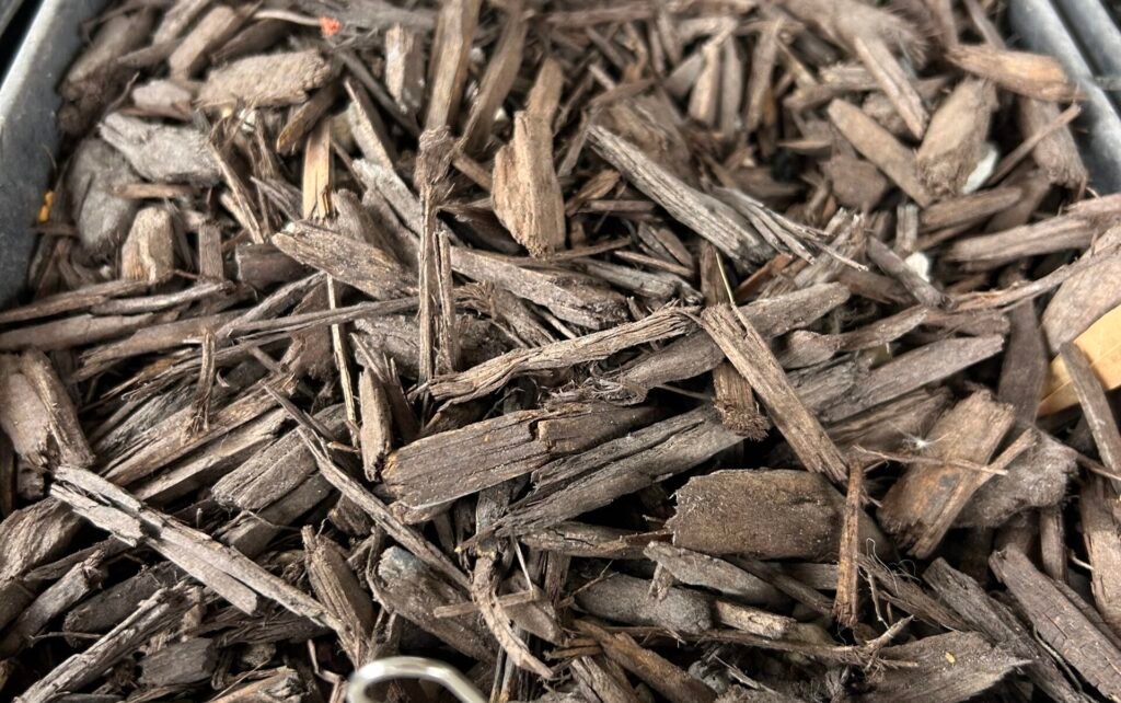 Brown mulch delivery in Palm Beach County, Florida