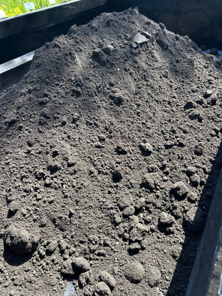local topsoil delivery in West Palm Beach